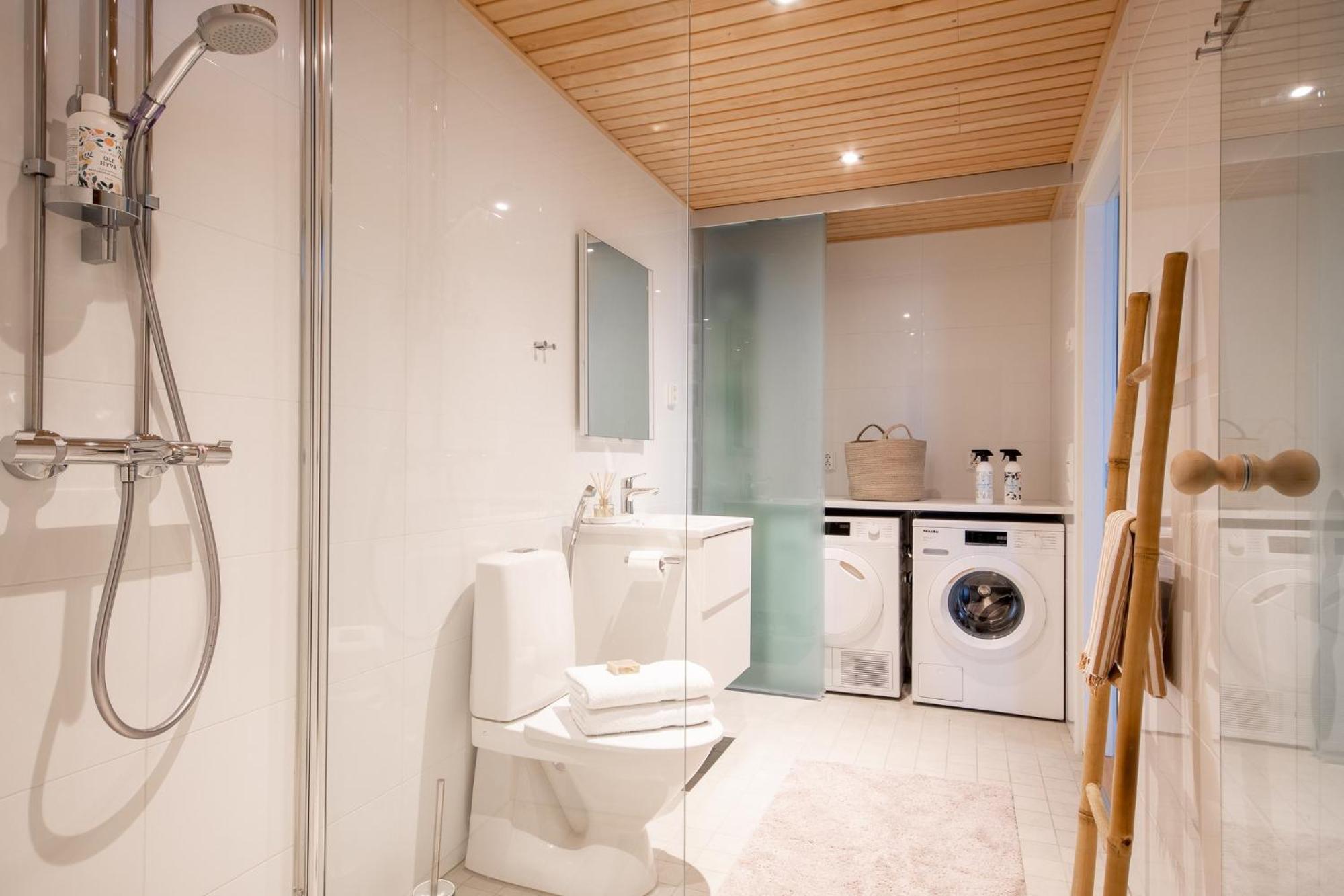 Luxury Penthouse With Stunning Sea Views & Private Sauna ヘルシンキ エクステリア 写真