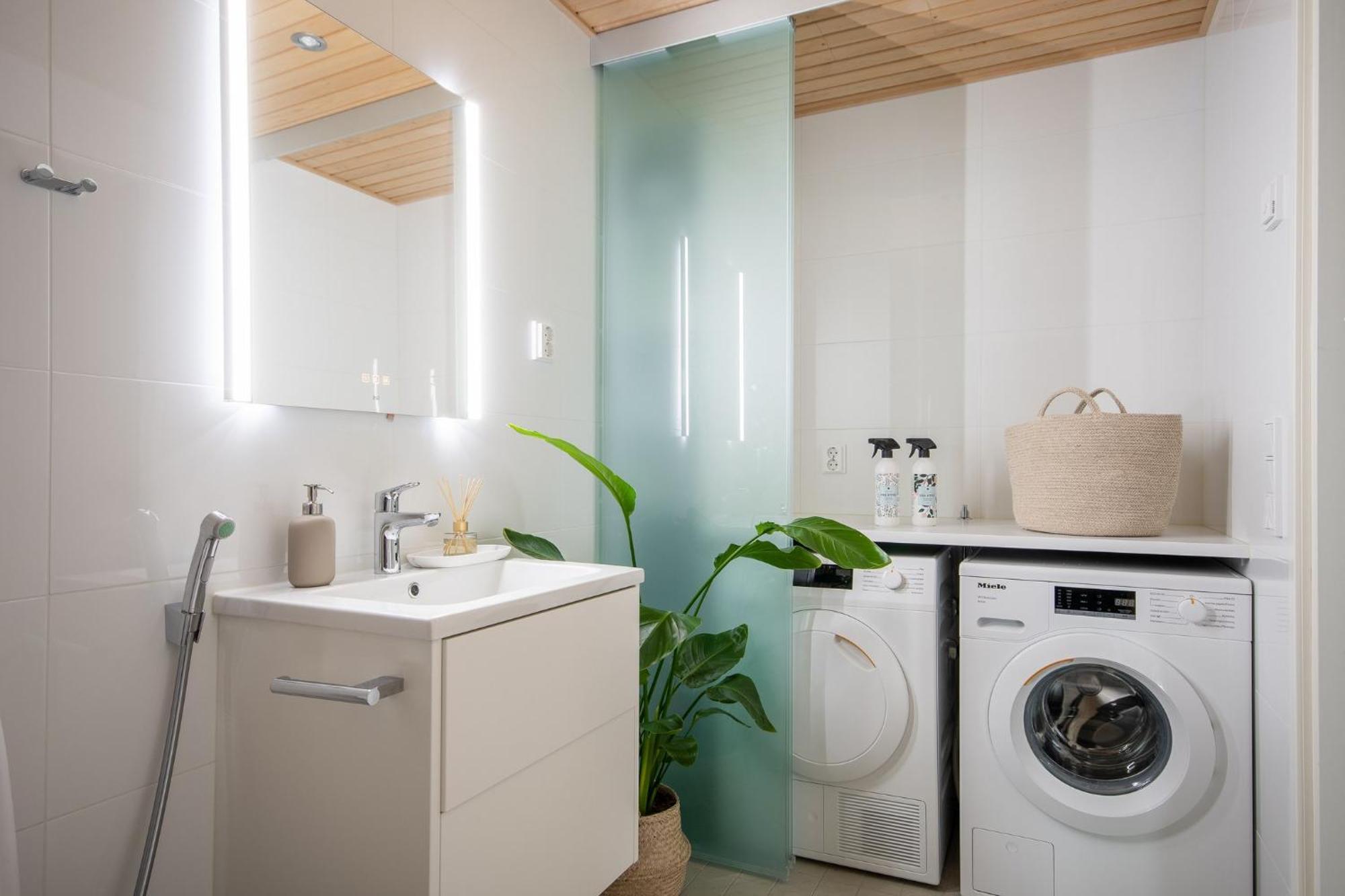 Luxury Penthouse With Stunning Sea Views & Private Sauna ヘルシンキ エクステリア 写真